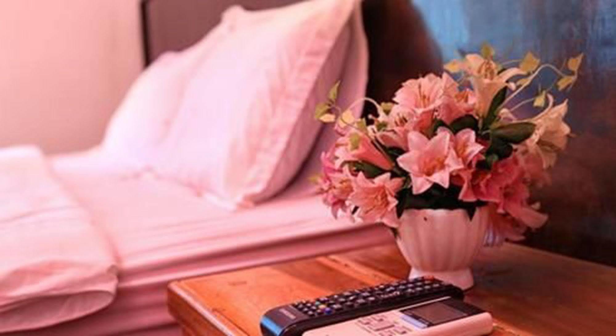 Mama'S Villa Phnom Penh Extérieur photo